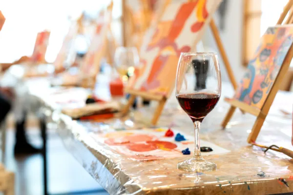 Drink & Draw wine & art